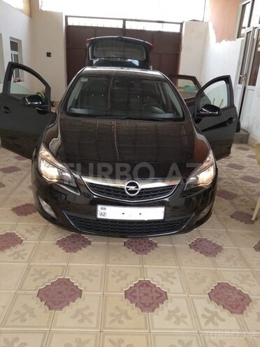 Opel Astra 2010, 184,000 km - 1.7 л - Şəmkir