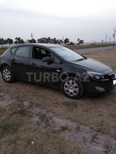 Opel Astra 2010, 184,000 km - 1.7 л - Şəmkir