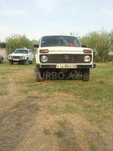 LADA (VAZ) Niva 1986, 654,362 km - 0.1 л - Şirvan