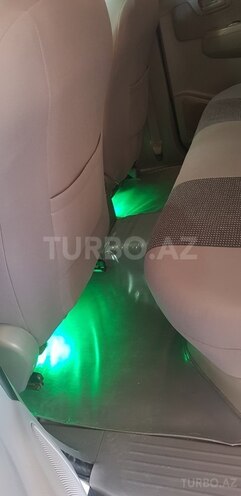 Toyota Hilux 2010, 18,000 km - 0.3 l - Ağdaş