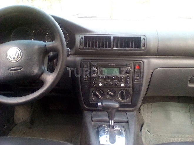 Volkswagen Passat 2003, 216,000 km - 1.8 l - Gəncə