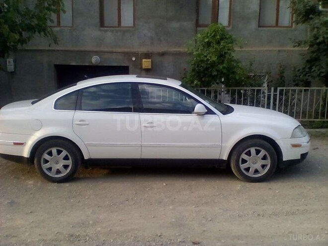 Volkswagen Passat 2003, 216,000 km - 1.8 l - Gəncə