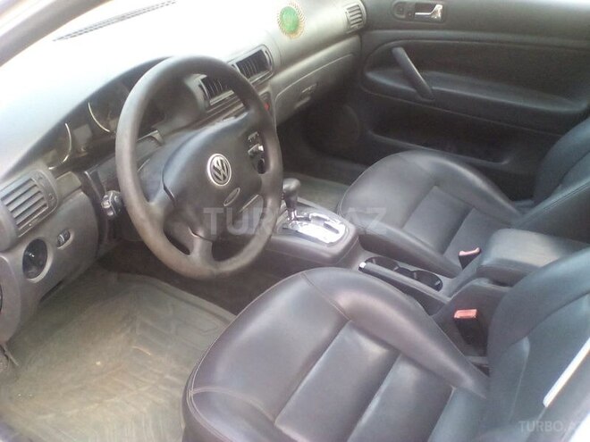 Volkswagen Passat 2003, 216,000 km - 1.8 l - Gəncə
