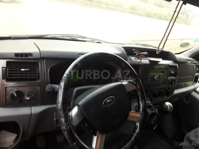 Ford Transit 2007, 160,000 km - 2.2 л - Salyan