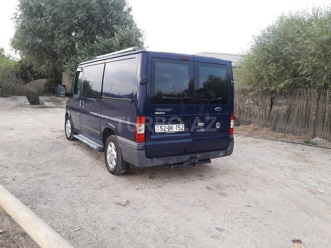 Ford Transit 2007, 160,000 km - 2.2 л - Salyan