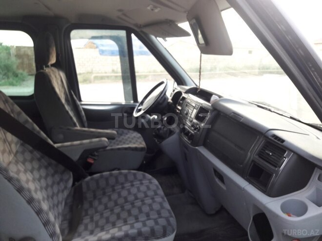 Ford Transit 2007, 160,000 km - 2.2 л - Salyan