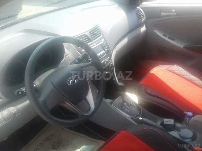 Hyundai Accent 2015, 45,000 km - 1.6 l - Bakı