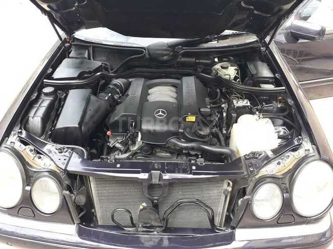 Mercedes E 240 1999, 240,000 km - 2.4 l - Bakı