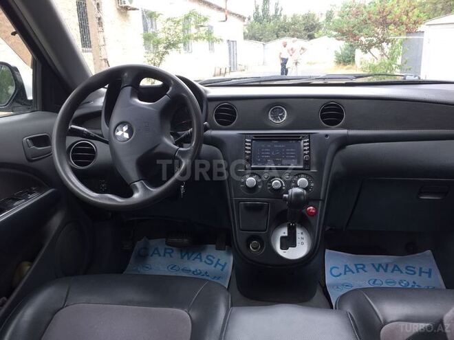 Mitsubishi Airtrek 2002, 187,000 km - 2.4 л - Sumqayıt