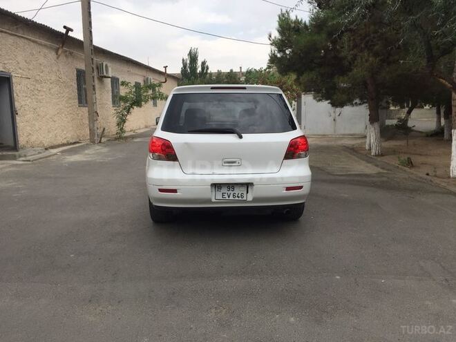 Mitsubishi Airtrek 2002, 187,000 km - 2.4 л - Sumqayıt