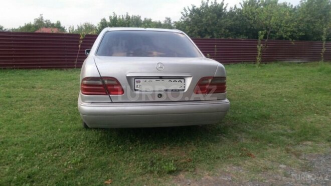 Mercedes E 280 1998, 228,000 km - 2.8 l - Zaqatala