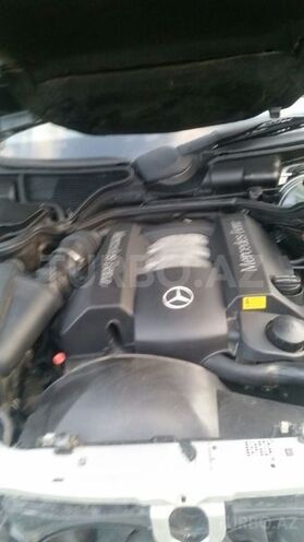 Mercedes E 280 1998, 228,000 km - 2.8 l - Zaqatala