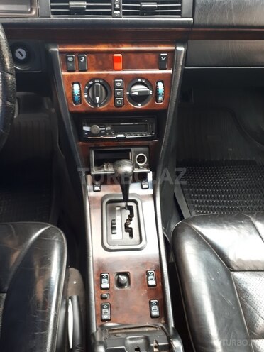 Mercedes E 280 1995, 422,000 km - 2.8 l - Bakı