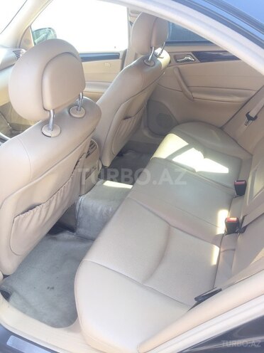 Mercedes C 240 2003, 243,500 km - 2.6 l - Bakı