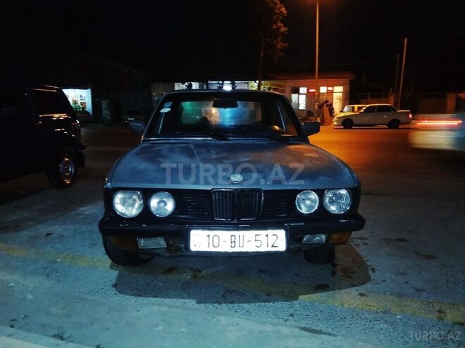 BMW 520 1988, 221,000 km - 2.0 l - Bakı