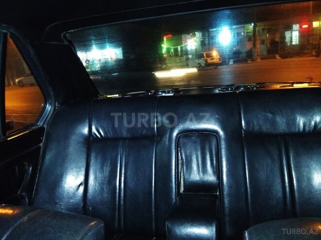 BMW 520 1988, 221,000 km - 2.0 l - Bakı