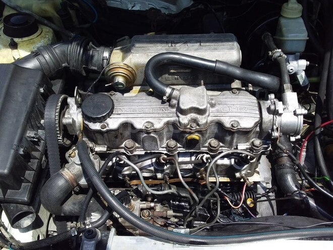 Opel Astra 1992, 320,000 km - 1.7 л - Zaqatala