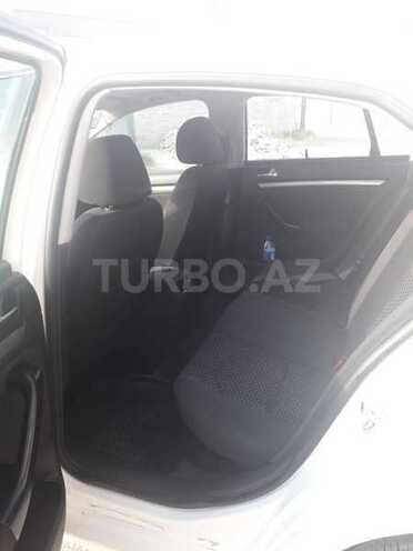 Volkswagen Jetta 2010, 122,100 km - 1.6 л - Bakı