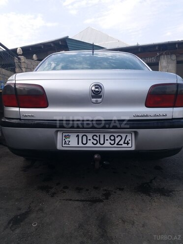 Opel Omega 1997, 382,000 km - 2.0 l - Gədəbəy