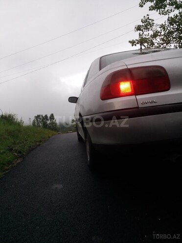 Opel Omega 1997, 382,000 km - 2.0 l - Gədəbəy