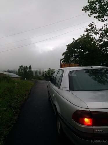 Opel Omega 1997, 382,000 km - 2.0 l - Gədəbəy