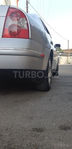 Volkswagen Passat 2002, 183,005 km - 1.8 l - Bakı