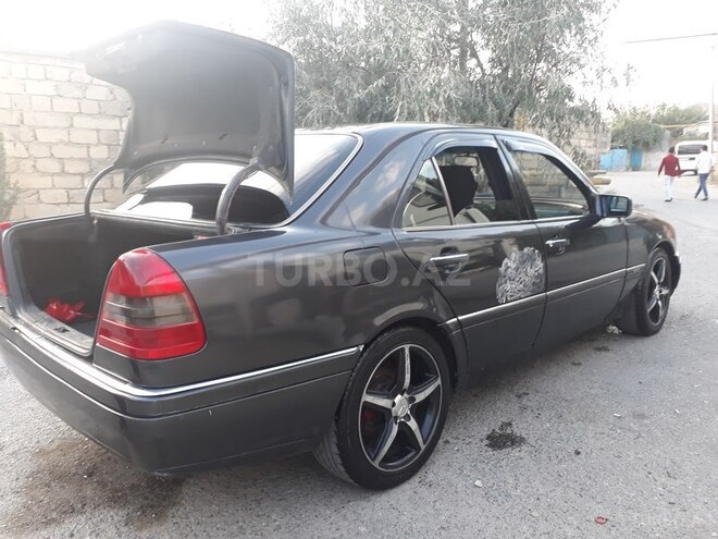 Mercedes C 280 1995, 480,000 km - 2.8 l - Bakı