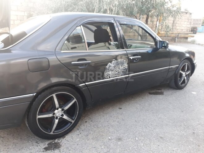 Mercedes C 280 1995, 480,000 km - 2.8 l - Bakı