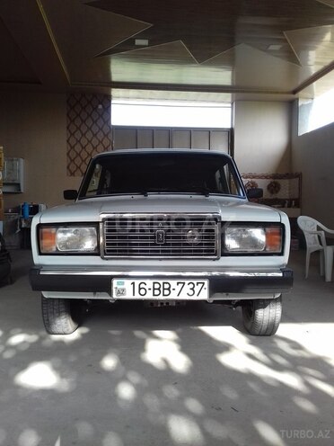 LADA (VAZ) 2107 2004, 180,000 km - 0.1 l - Samux