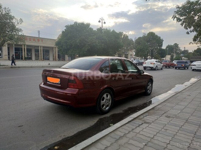 Opel Vectra 2000, 185,000 km - 1.6 l - Gəncə
