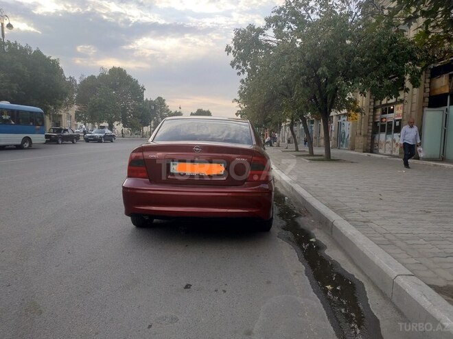 Opel Vectra 2000, 185,000 km - 1.6 l - Gəncə