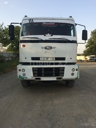 Ford Cargo 2006, 250,000 km - 7.5 l - Mingəçevir