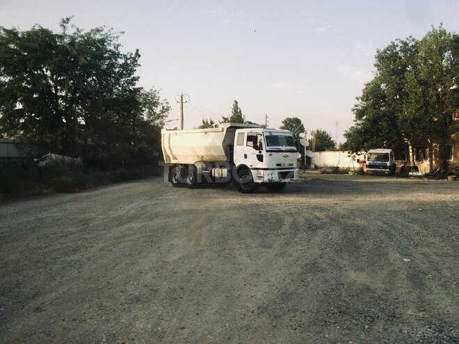 Ford Cargo 2006, 250,000 km - 7.5 l - Mingəçevir