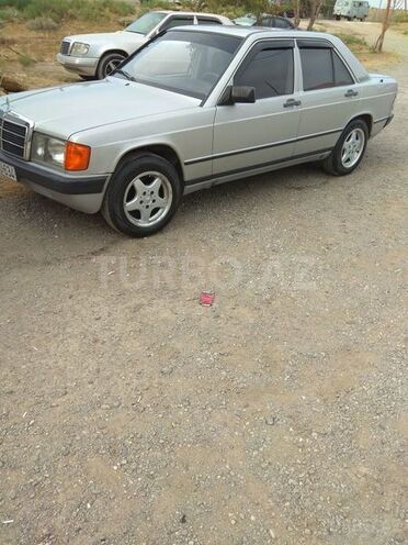 Mercedes 190 1984, 250,000 km - 2.0 l - Bakı