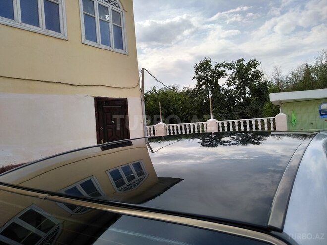 Mercedes E 200 2000, 237,000 km - 2.0 l - Salyan