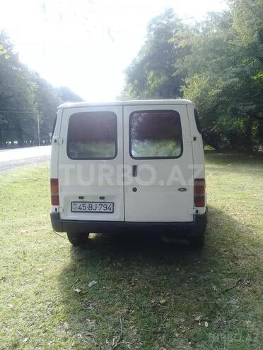Ford Transit 1998, 200,000 km - 2.5 l - Qəbələ