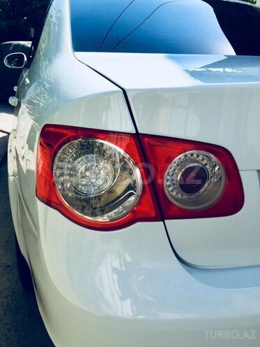 Volkswagen Jetta 2010, 114,000 km - 1.6 l - Bakı