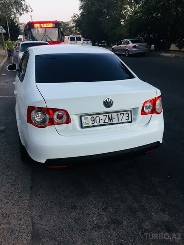 Volkswagen Jetta 2010, 114,000 km - 1.6 l - Bakı