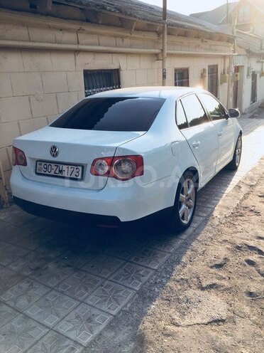 Volkswagen Jetta 2010, 114,000 km - 1.6 l - Bakı