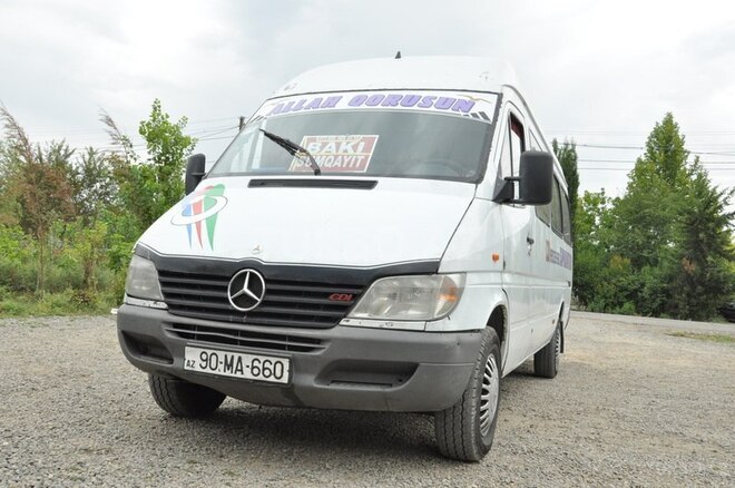 Mercedes Sprinter 313 2000, 747,969 km - 2.2 л - Sumqayıt