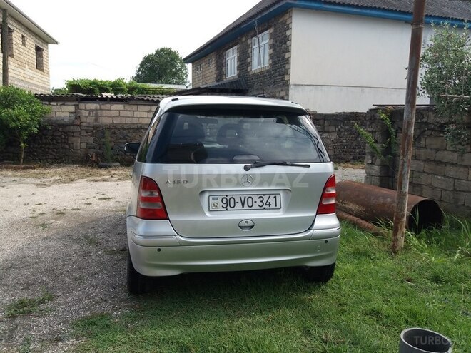 Mercedes A 160 2004, 83,000 km - 1.6 l - Astara