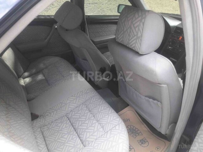 Mercedes C 220 1995, 265,000 km - 2.2 l - Ucar