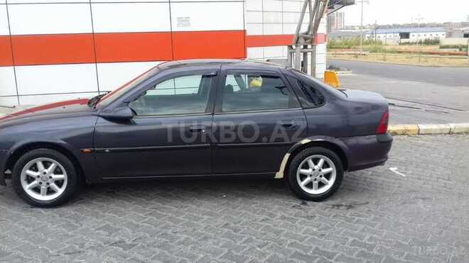 Opel Vectra 1996, 318,000 km - 2.0 l - Bakı