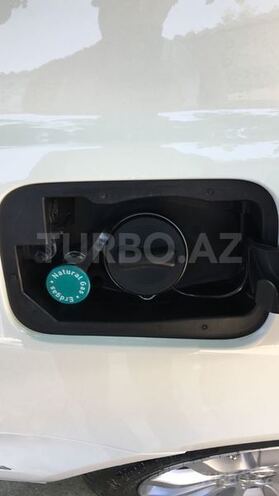 Mercedes E 200 2011, 125,000 km - 0.2 l - Ağsu