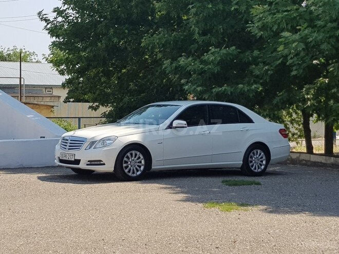 Mercedes E 200 2011, 125,000 km - 0.2 l - Ağsu