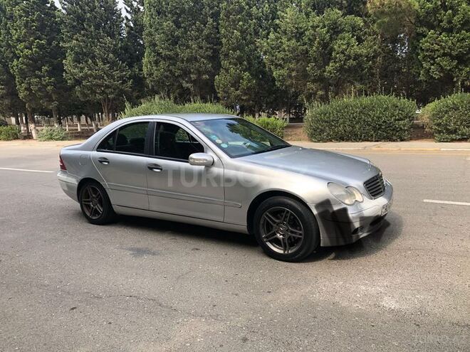 Mercedes C 240 2001, 304,000 km - 2.0 l - Sumqayıt