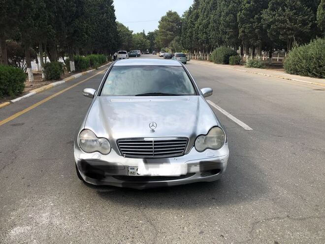 Mercedes C 240 2001, 304,000 km - 2.0 l - Sumqayıt