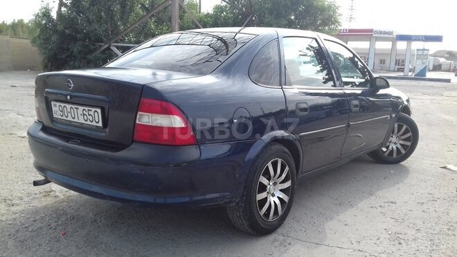 Opel Vectra 1998, 250,000 km - 1.6 l - Sumqayıt