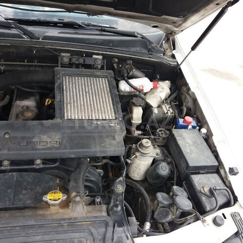 Hyundai Terracan 2001, 205,000 km - 2.5 l - Bakı