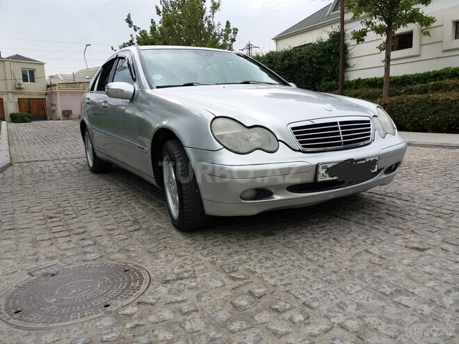 Mercedes C 240 2000, 258,352 km - 2.4 l - Bakı